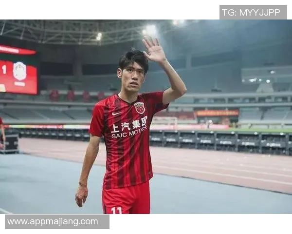 吕文君分享海港梯队训练精彩瞬间期待你们不断进步加油努力拼搏创造辉煌